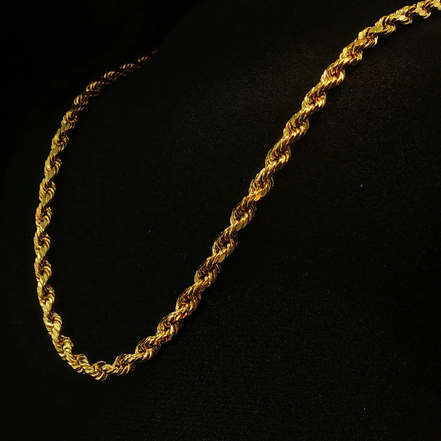 Yellow Gold Hallow Rope Chain Necklace