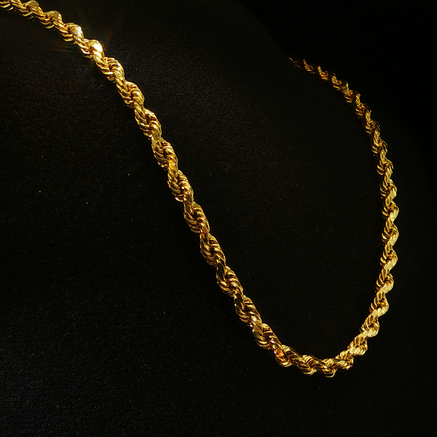 Yellow Gold Hallow Rope Chain Necklace