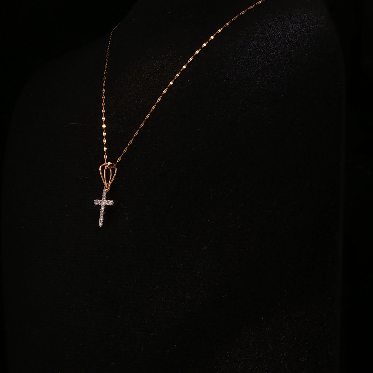 Lab Diamond Cross Pendant Necklace in Yellow Gold