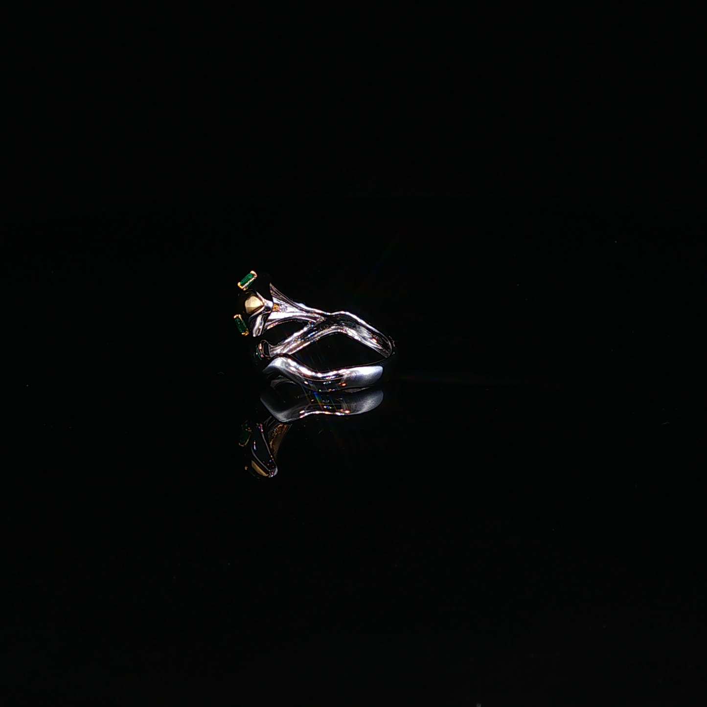 White Gold Emerald Sculptural Cocktail Ring
