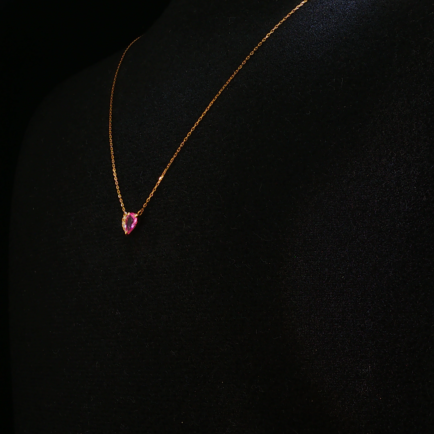 Heart-Shaped Hot Pink Sapphire Pendant Necklace in Rose Gold