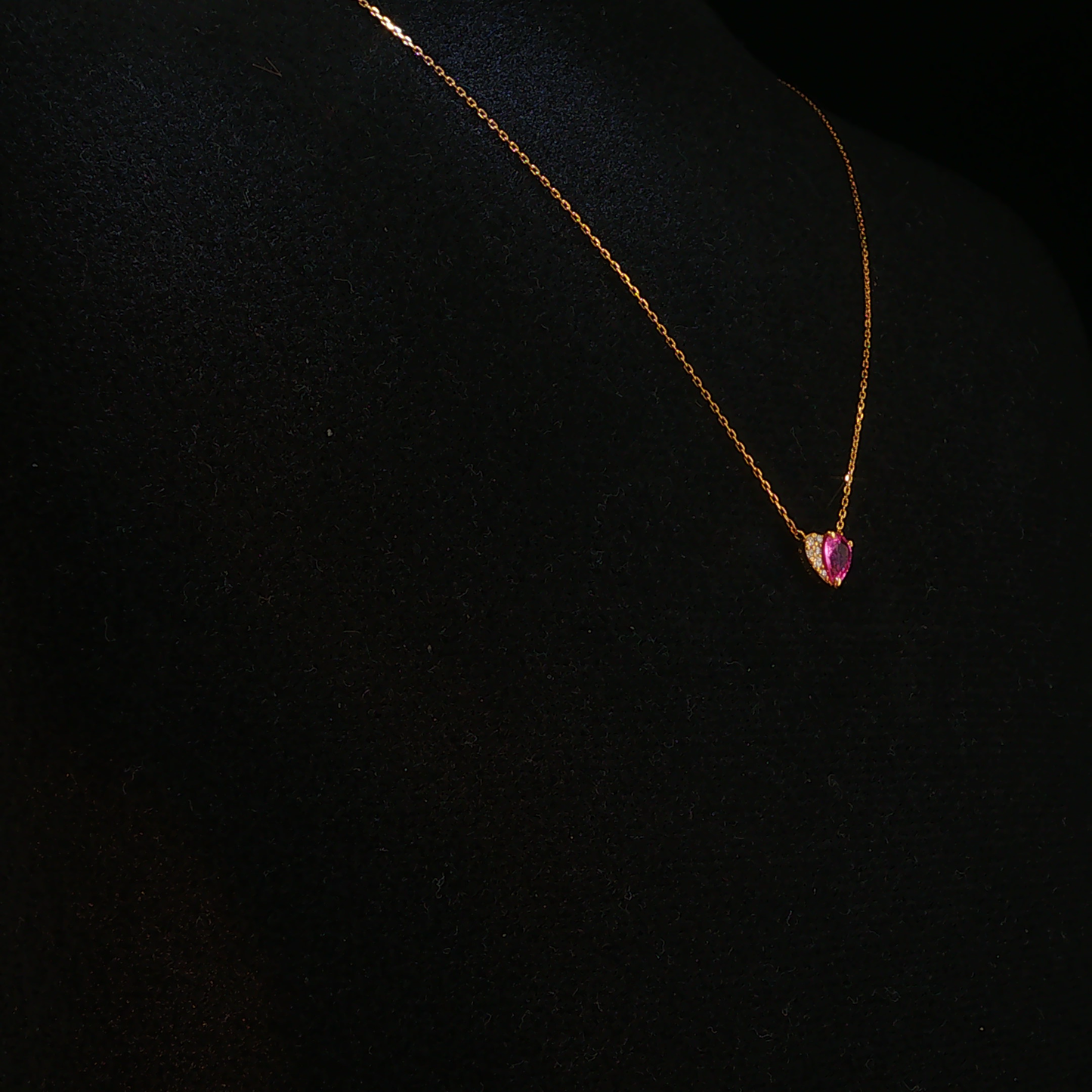 Heart-Shaped Hot Pink Sapphire Pendant Necklace in Rose Gold