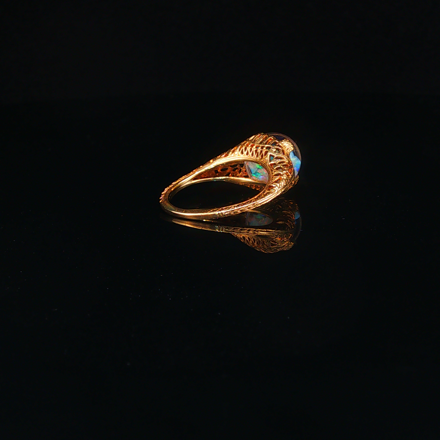 Vintage-Style Opal Cocktail Ring in Yellow Gold