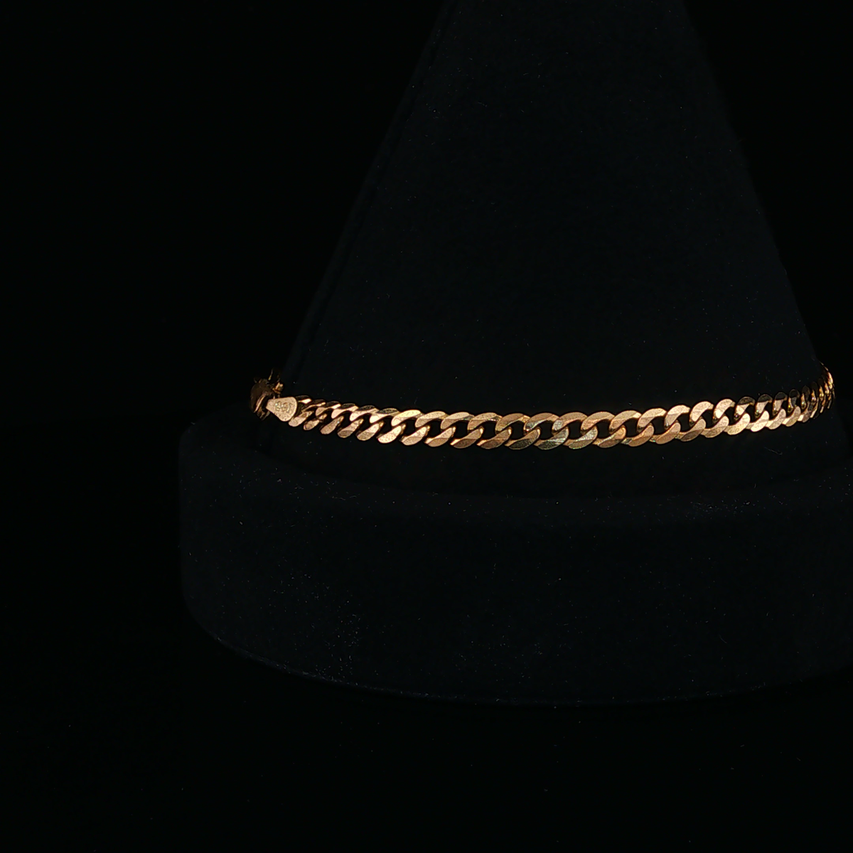 Classic Yellow Gold Curb Chain Bracelet