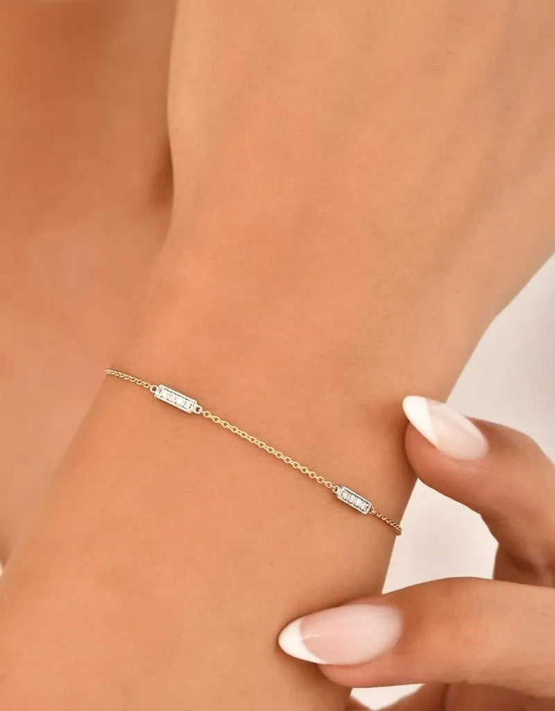 Elegant 14K Gold Natural Diamond Bracelet